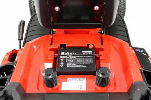 Tractoras de tuns iarba VARI RL84H HYDRO